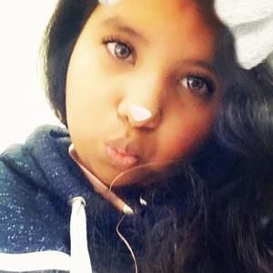 Meet your Posher, Ana